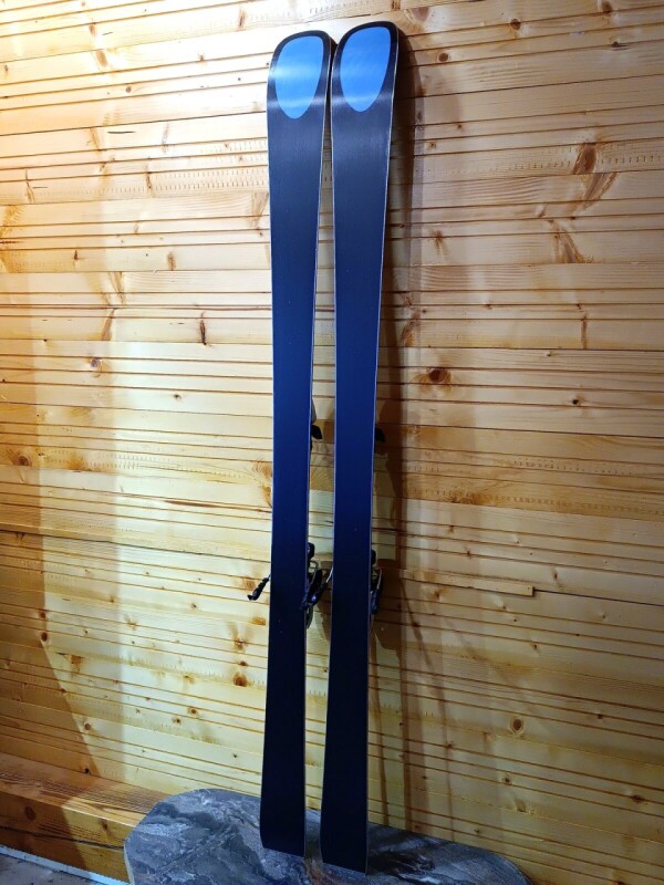 LYŽE KASTLE PX 81 172CM